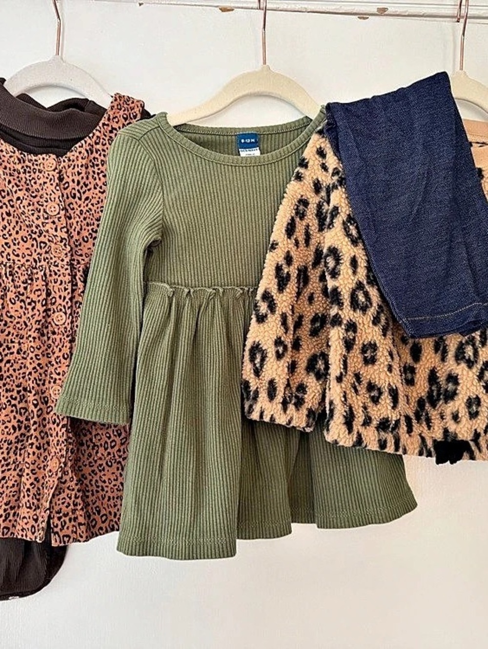 Gap baby 6-12M bundle Set Like New